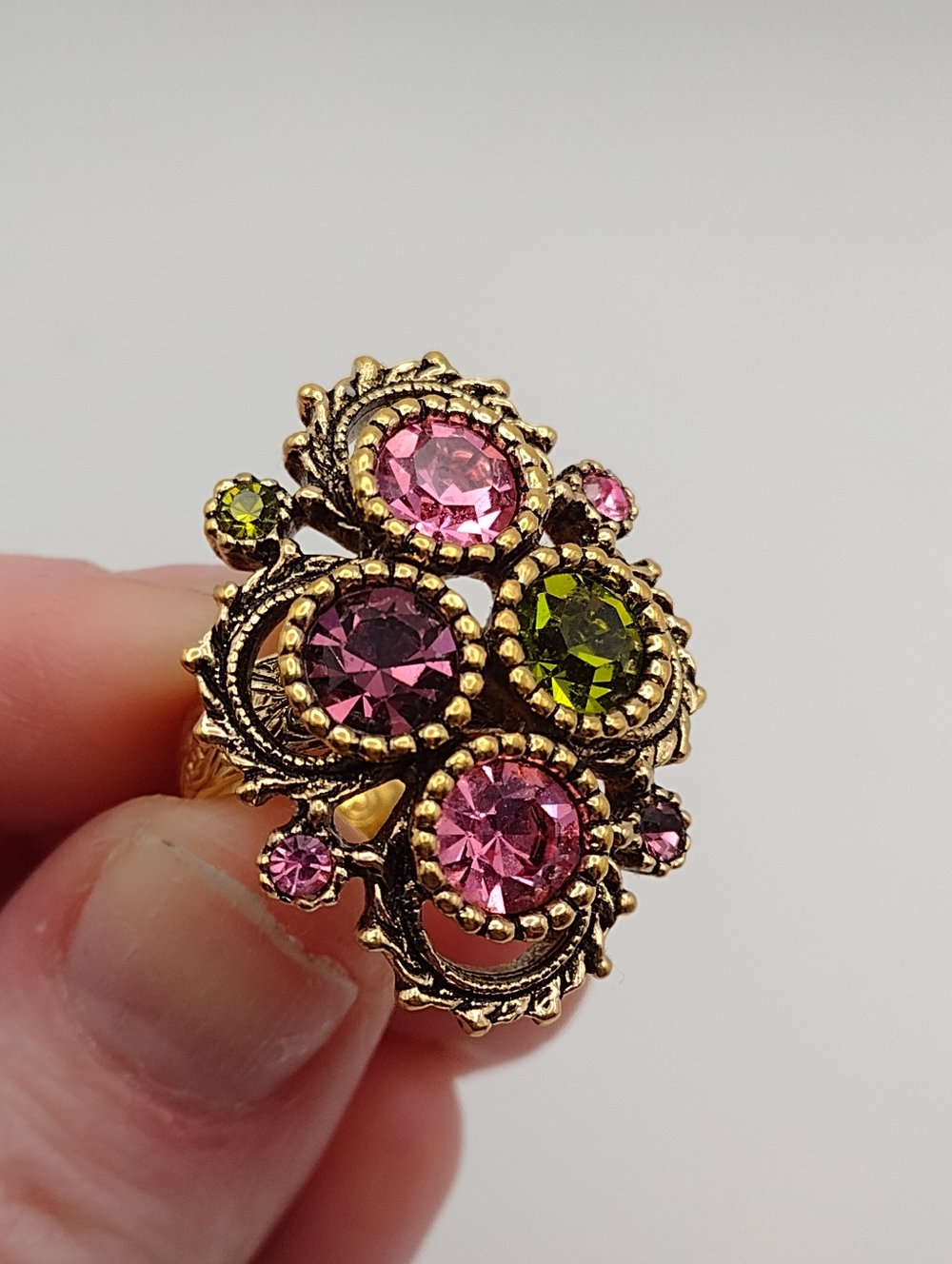 Vintage 70s Austrian Crystal Cocktail Ring - Picture 6 of 7